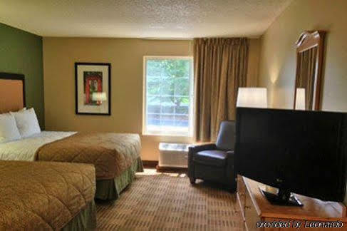 Extended America - Boston - 2*
